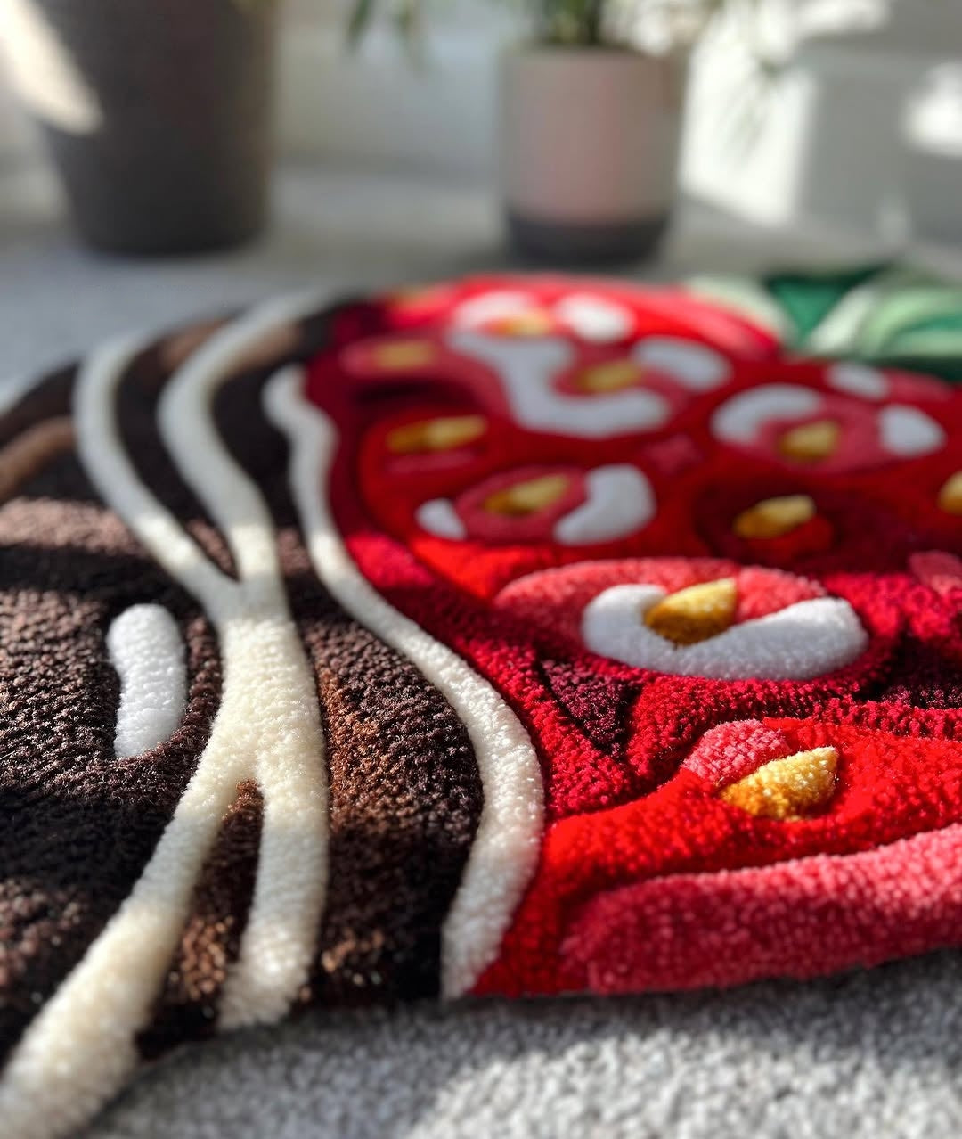 Chocolate Strawberry Hand-Tufted Rug