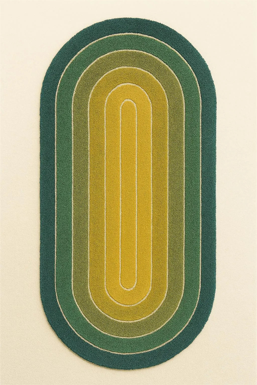 Vintage 70s Oval Rug – Green Gradient Retro Mood
